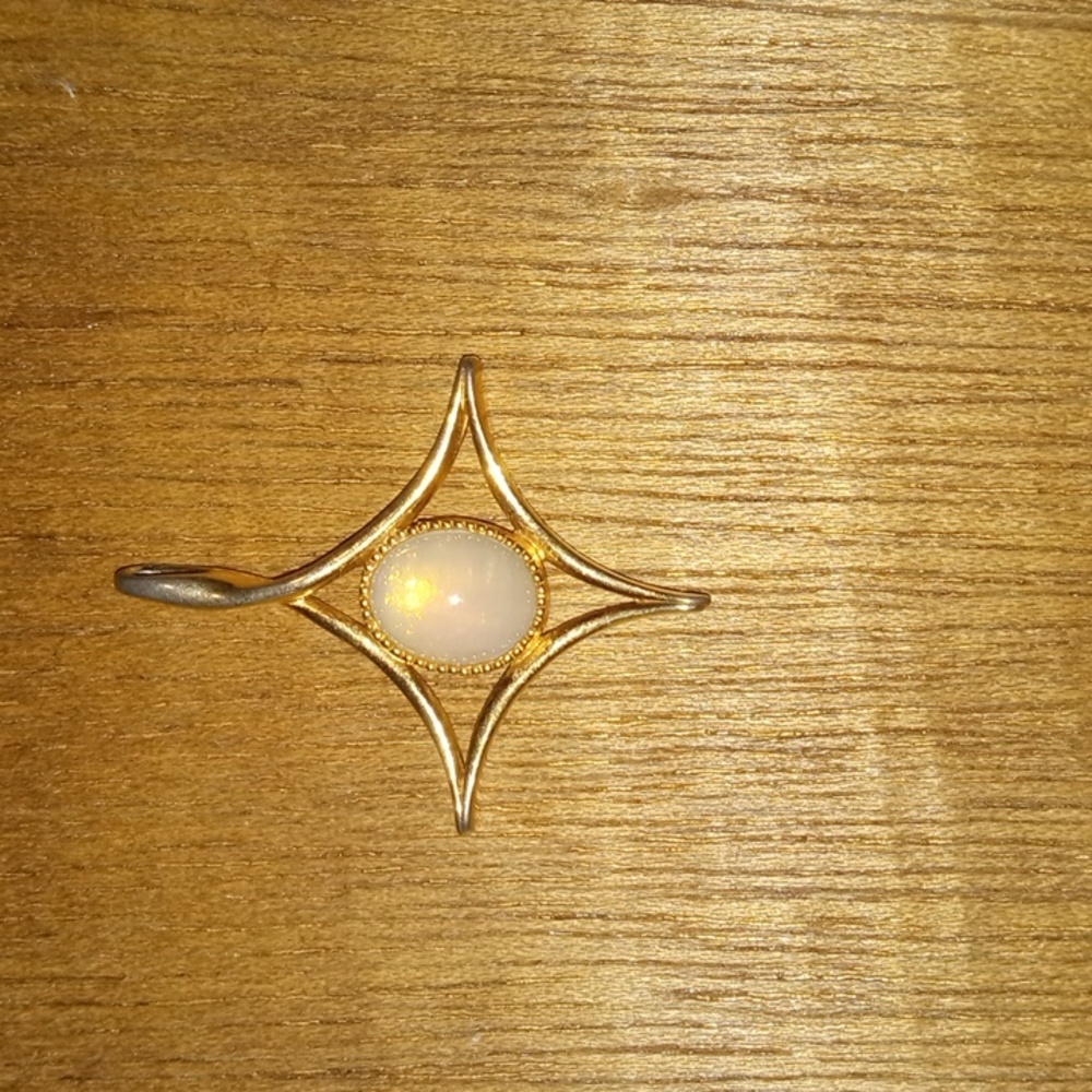 Sarah Coventry Opal Pendant